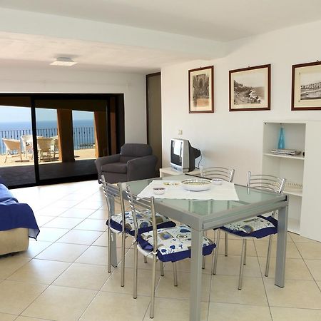 Terrazze Ponente E Levante - By Vacation Service Lägenhet Cefalù Exteriör bild
