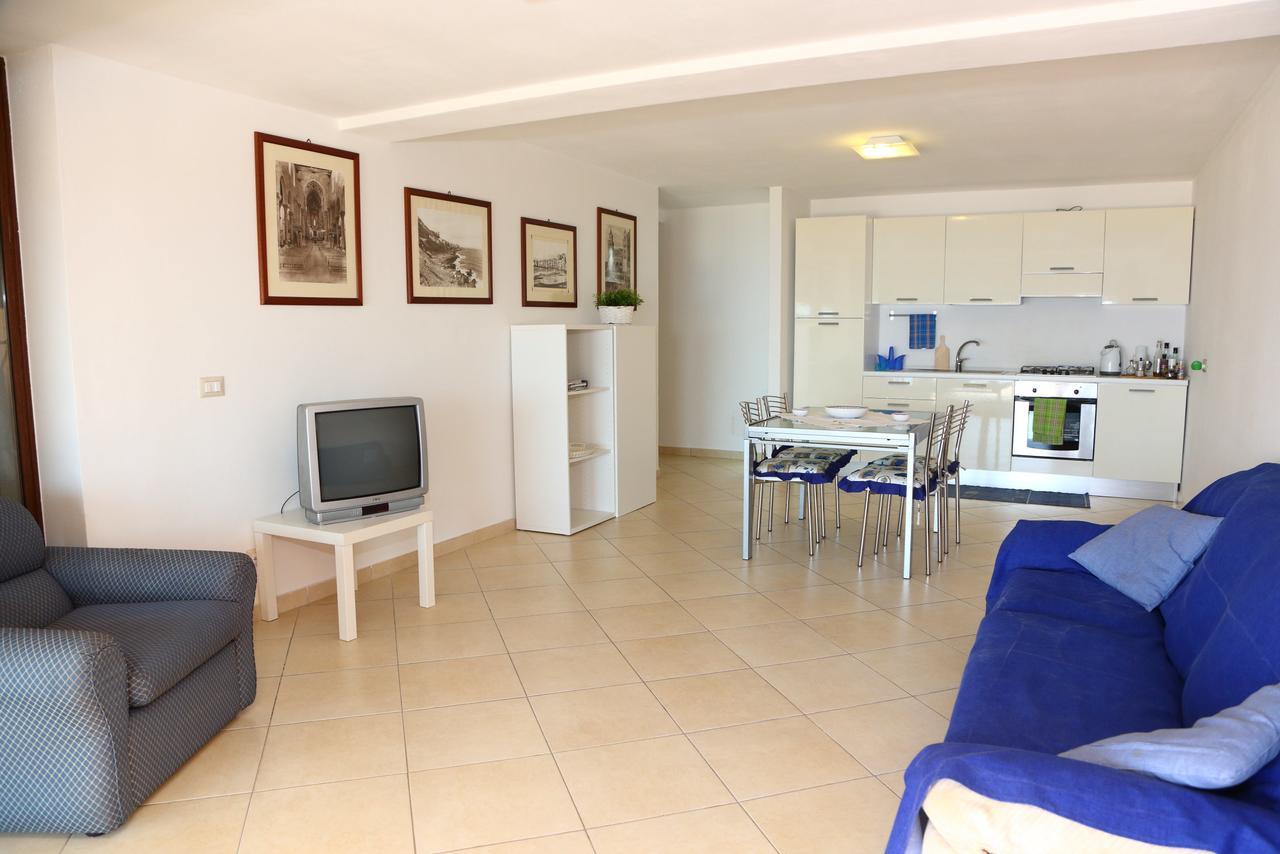 Terrazze Ponente E Levante - By Vacation Service Lägenhet Cefalù Exteriör bild
